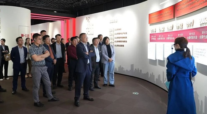 2024新澳原料免费资料1